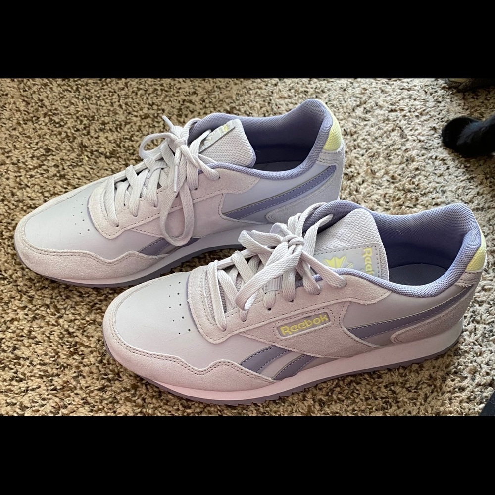 Reebok Sneakers